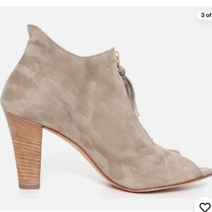 Paul Green Beige Suede Heeled Booties